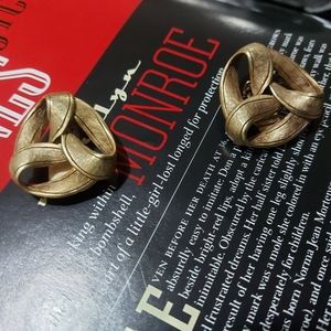3/$35 Gold earring